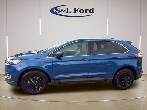 Certified 2024 Ford Edge SEL AWD/4WD image 3