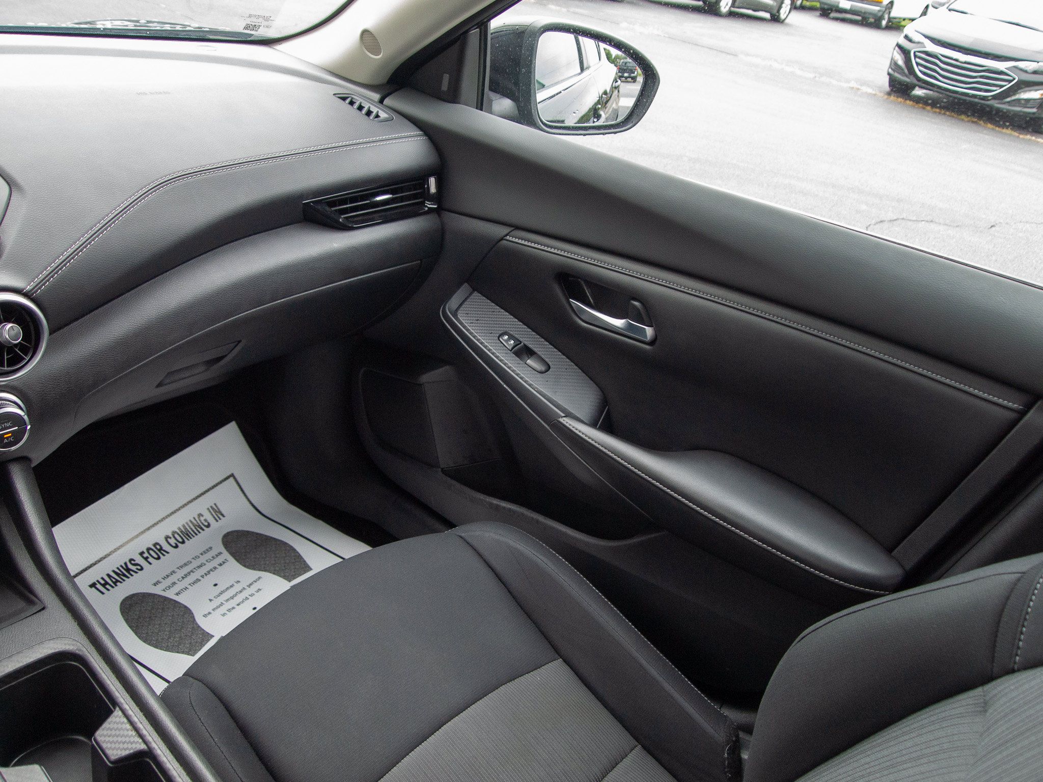 Used 2022 Nissan Sentra SV w/ All-Weather Package FWD image 15