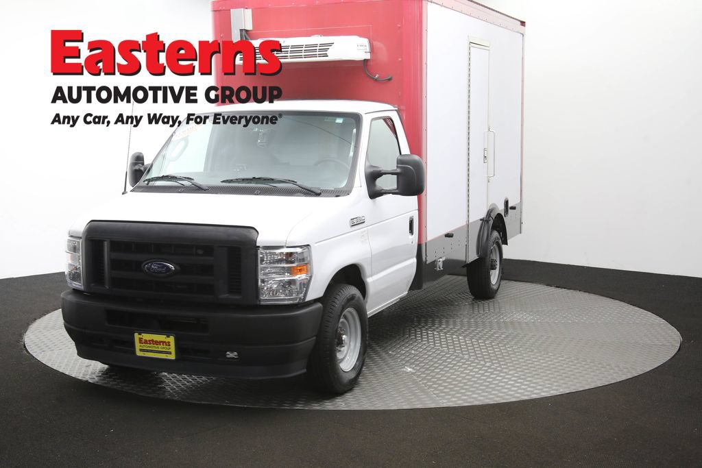 Used 2023 Ford E-350 and Econoline 350 Super Duty w/ Power Windows & Locks Group RWD image 54
