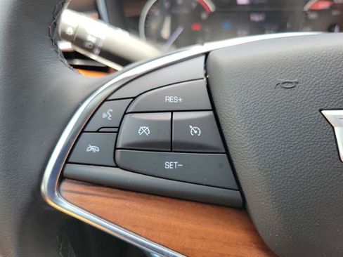 Certified 2023 Cadillac XT5 Premium Luxury FWD image 43