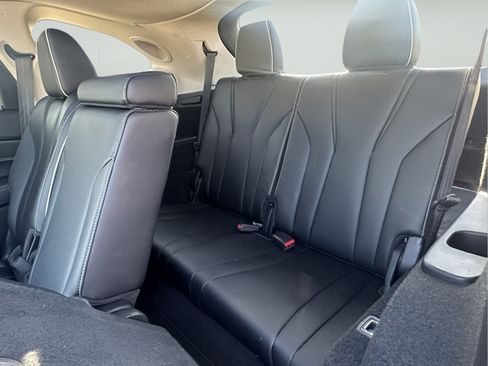 Used 2023 Acura MDX SH-AWD w/ Advance Package image 10
