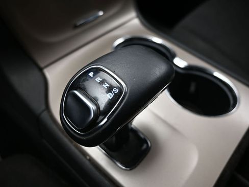 Used 2014 Jeep Grand Cherokee Laredo w/ Quick Order Package 23E AWD/4WD image 21