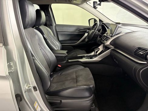 Used 2023 Mitsubishi Eclipse Cross SE image 51