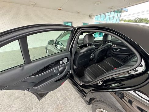 Used 2018 Mercedes-Benz E 300 image 19