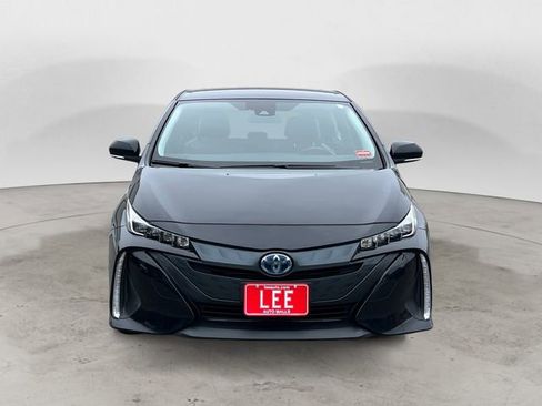 Used 2021 Toyota Prius Prime XLE FWD image 8