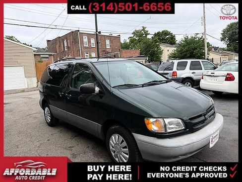 Used 2000 Toyota Sienna LE FWD image 7