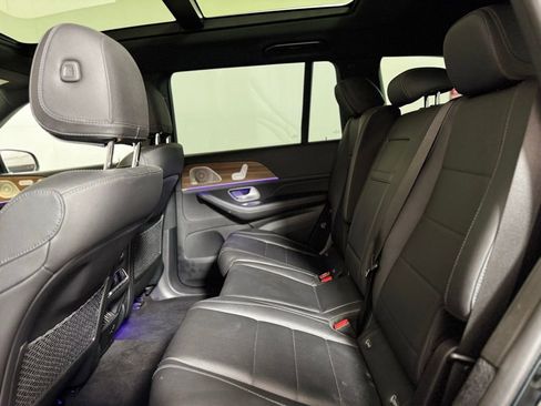 Used 2023 Mercedes-Benz GLS 450 4MATIC image 23