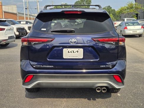 Used 2024 Toyota Highlander XSE AWD/4WD image 8