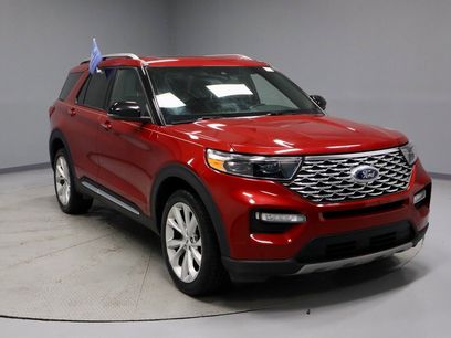 Certified 2022 Ford Explorer Platinum w/ Technology Package