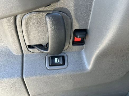 Used 2024 GMC Savana 2500 w/ Driver Convenience Package image 21