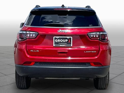 Used 2025 Jeep Compass Limited AWD/4WD image 5