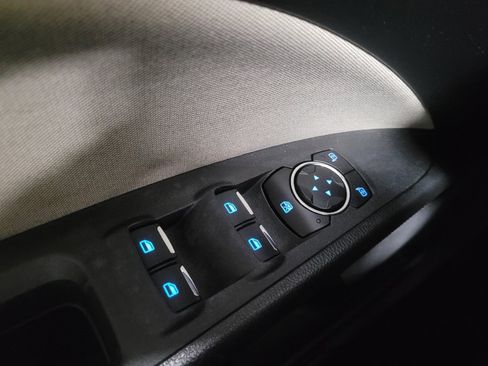 Used 2018 Ford Fusion S image 27