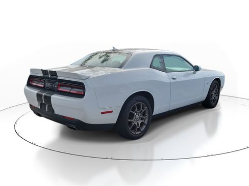 Used 2017 Dodge Challenger GT w/ Technology Group image 7