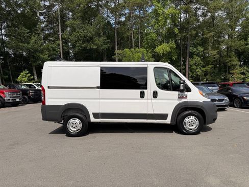 Used 2017 RAM ProMaster 1500 w/ Premium Appearance Group FWD image 9