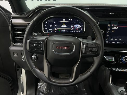 Used 2022 GMC Sierra 1500 AT4 w/ AT4 Premium Package AWD/4WD image 21