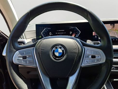 Used 2025 BMW X7 xDrive40i AWD/4WD image 21