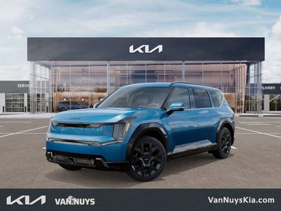 New 2026 Kia EV9 Land