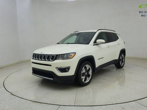 Used 2019 Jeep Compass Limited FWD image 65