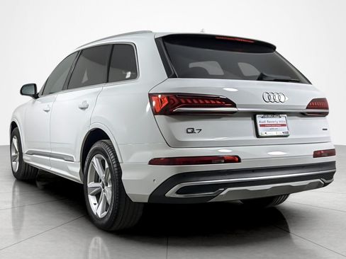 Used 2023 Audi Q7 2.0T Premium Plus w/ Premium Plus Package AWD/4WD image 3