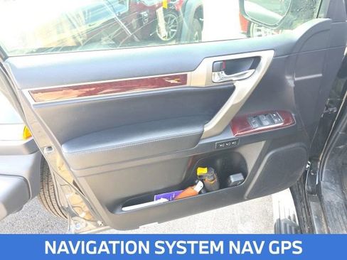 Used 2019 Lexus GX 460 Premium image 7