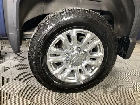 Used 2021 GMC Sierra 2500 Denali w/ Denali Ultimate Package image 42