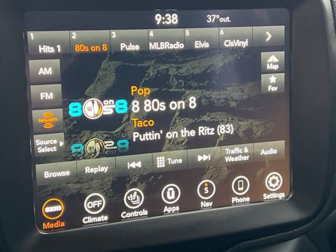 Used 2023 Jeep Renegade Trailhawk w/ Trailhawk Elite Group image 19