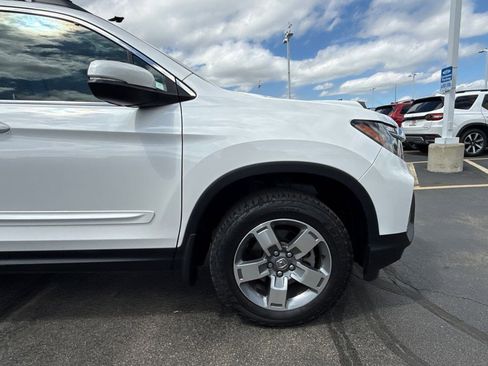Certified 2024 Honda Ridgeline RTL image 15