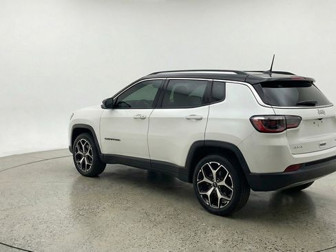 Used 2025 Jeep Compass Limited AWD/4WD image 6