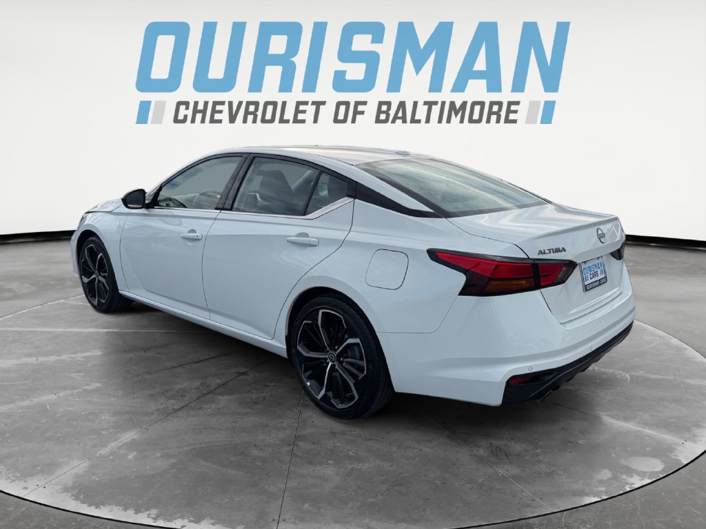 Used 2024 Nissan Altima 2.5 SR FWD image 4