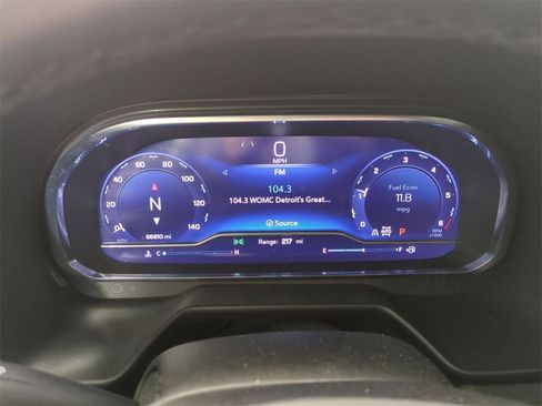 Certified 2024 Chevrolet Suburban Premier image 12