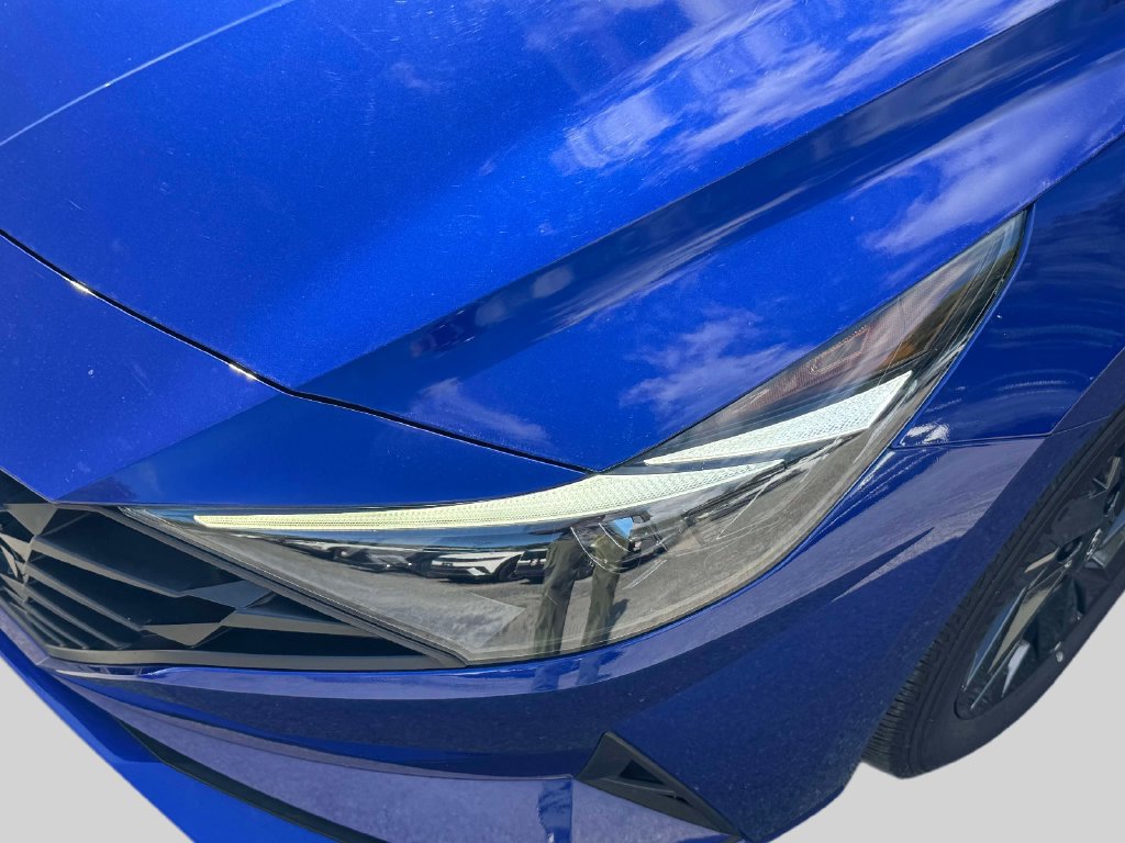 Used 2023 Hyundai Elantra SEL FWD image 7