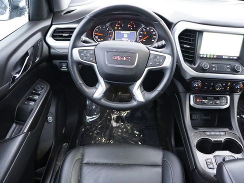 Certified 2023 GMC Acadia SLT w/ Preferred Package image 22