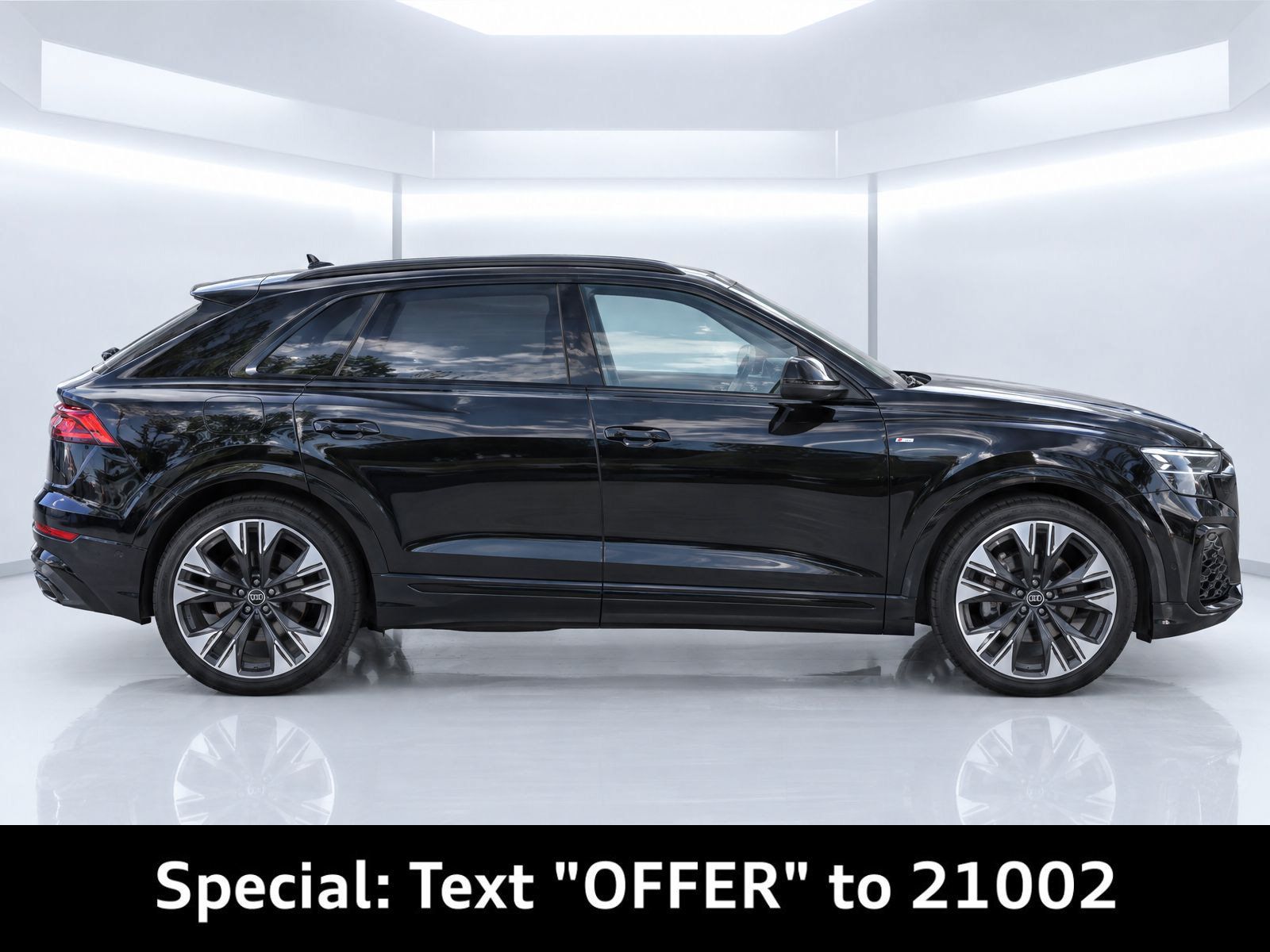 Certified 2025 Audi Q8 Prestige AWD/4WD image 8