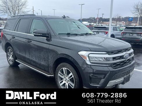 Used 2023 Ford Expedition XLT image 1