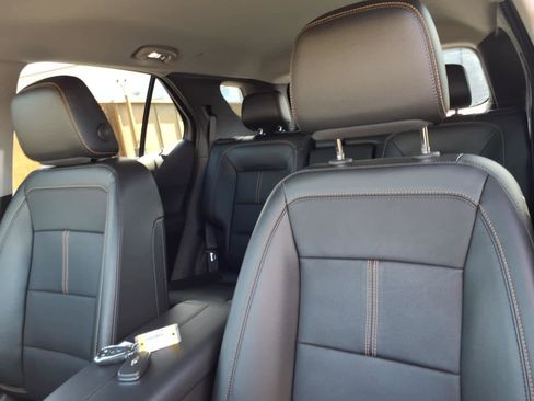 Used 2024 Chevrolet Equinox Premier image 27