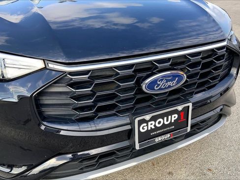 Used 2024 Ford Escape ST-Line w/ Tech Pack #1 image 29