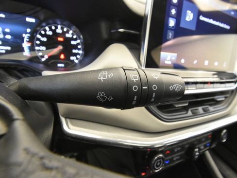 Used 2024 Jeep Compass Limited w/ Sun and Sound Group AWD/4WD image 28
