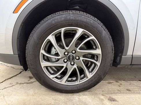 Used 2022 Lincoln Corsair AWD w/ Equipment Group 101A image 29