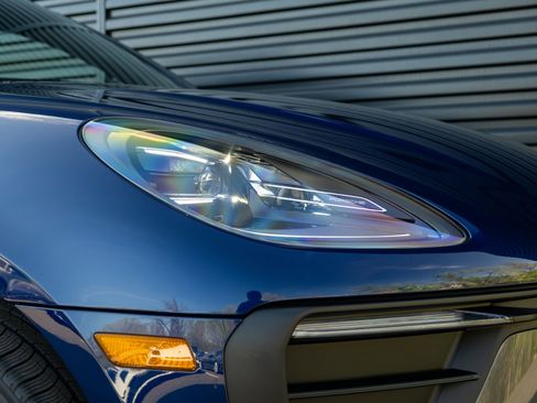 New 2026 Porsche Macan Turbo AWD/4WD image 39
