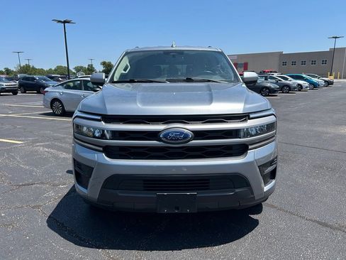 Used 2022 Ford Expedition XLT RWD image 4
