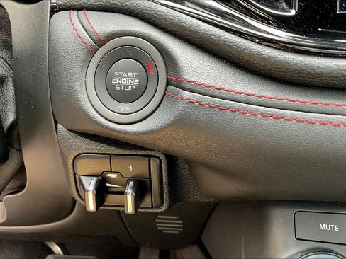 Certified 2023 Dodge Durango GT RWD image 16