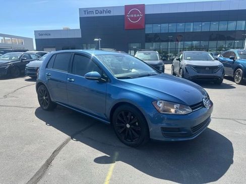 Used 2016 Volkswagen Golf S FWD image 1