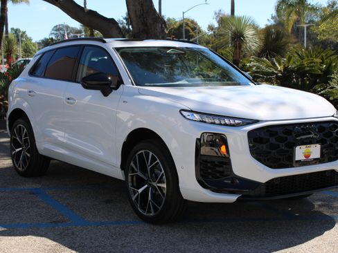 New 2026 Audi Q3 quattro 2.0T image 8