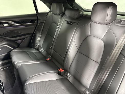 Certified 2025 Porsche Macan 4 Electric image 23