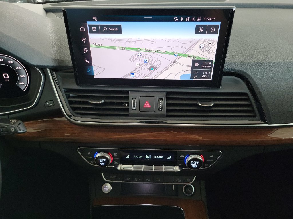 Certified 2024 Audi Q5 e Prestige AWD/4WD image 14