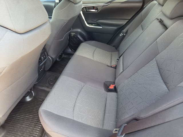 Used 2021 Toyota RAV4 XLE w/ Convenience Package AWD/4WD image 24