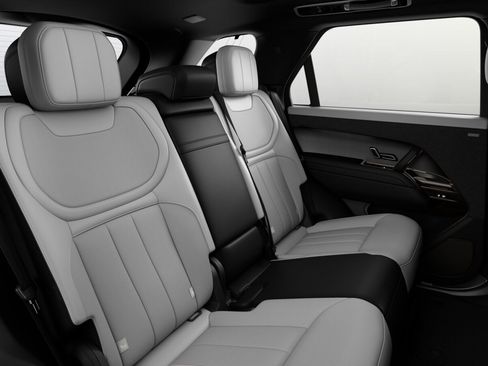 New 2026 Land Rover Range Rover Sport Dynamic SE AWD/4WD image 7