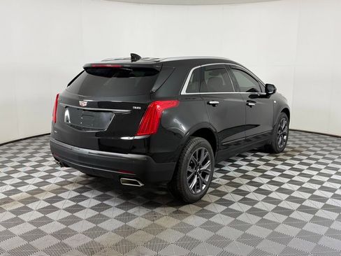Used 2019 Cadillac XT5 Luxury w/ LPO, Black Ice Package image 11