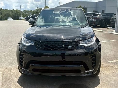 New 2025 Land Rover Discovery Dynamic SE image 10