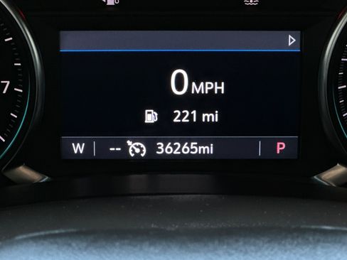 Used 2024 Chevrolet Equinox RS FWD image 20
